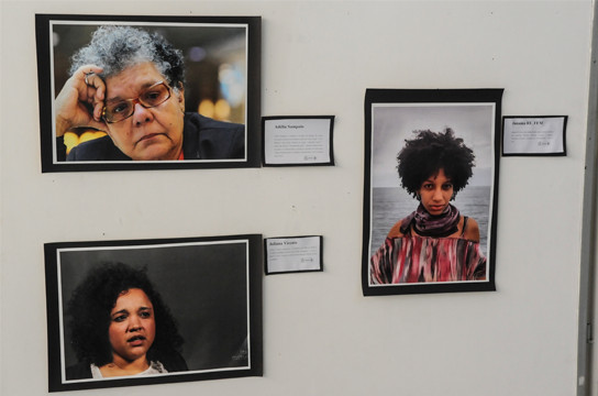 Exposição sobre mulheres negras segue na BCo até 30/11 (Foto: Christian Savi - CCS/UFSCar)