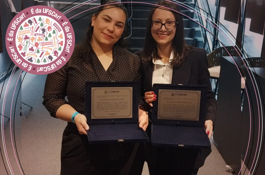 Pesquisadoras da UFSCar recebem o prêmio do Corecon-SP (Foto: Acervo pessoal)