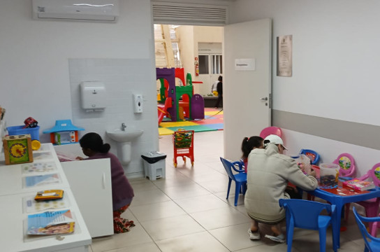Projeto destaca importância do brincar para crianças hospitalizadas