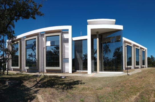 IEAE segue sob direção de Adilson de Oliveira na gestão 2026-2029