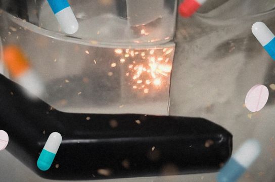 'Faísca' de alta energia tem resultado inédito na degradação de fármacos