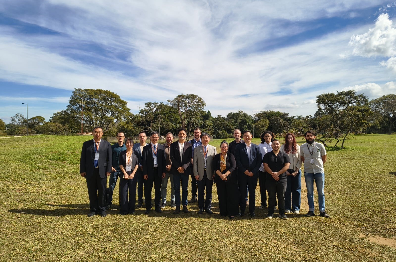 Delegação chinesa é recebida por equipe na UFSCar (Foto: Denise Britto/CCS)